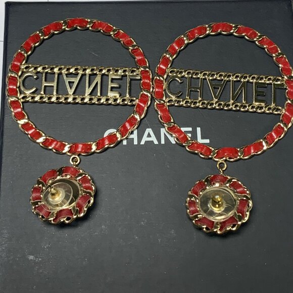 Chanel Red Leather and Gold Chain CHANEL Hoop Pearl Earrings  929 shipped Pearl - Picture 6 of 6